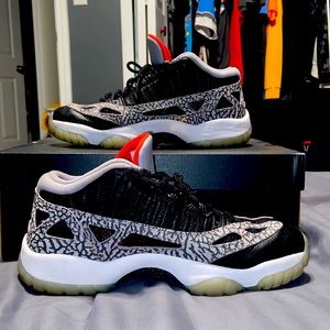 Jordan 11 Retro Low IE “Black Cement”